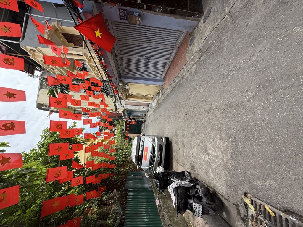 BÁN NHÀ TRẦN ĐẠI NGHĨA, 110M2, 8 TẦNG T.MÁY, Ô TÔ TRÁNH, 28 PHÒNG KK, 35 TỶ